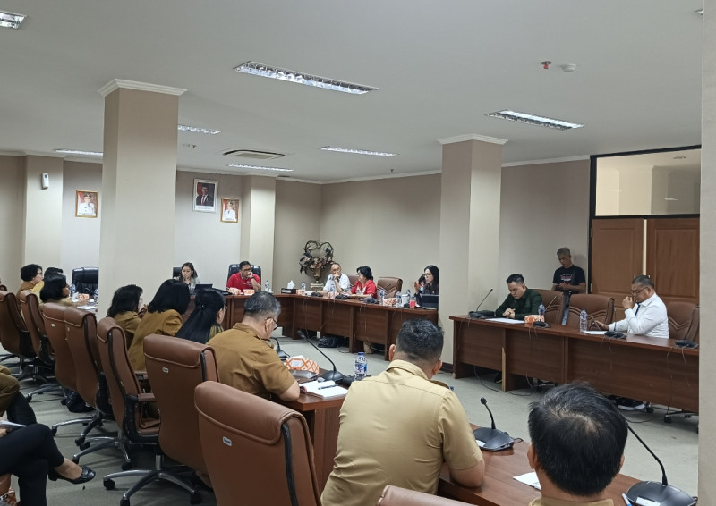 DPRD Sulut Gelar Rapat Bapemperda Bersama Biro Hukum Dan OPD