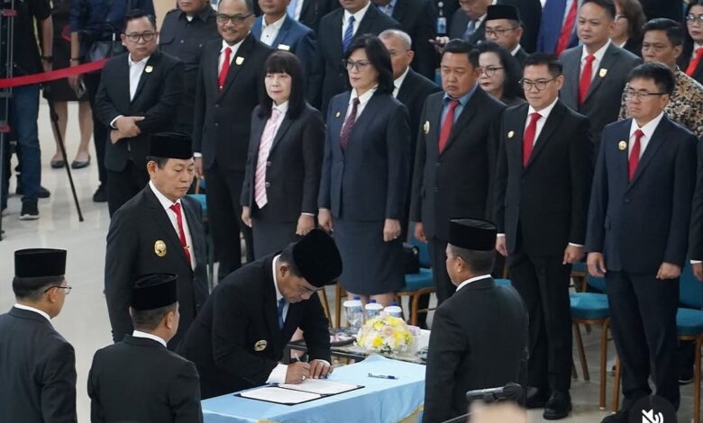 Tahlis Gallang Resmi Dilantik Jadi Sekprov Sulut, Bupati Joune Ganda Sampaikan Ucapan Selamat